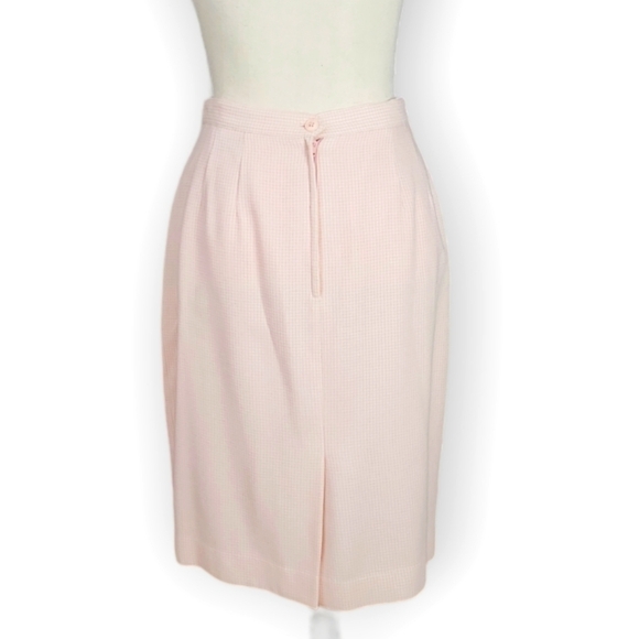 Le Suit Petite Pink Checkered 2 Piece Skirt & 4 Button Front Blazer Suit Size 6P - Picture 6 of 10